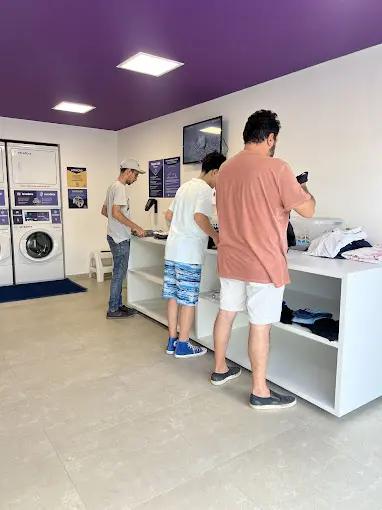 Área para dobrar roupas
